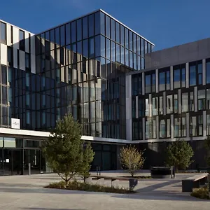 Candlewood Suites Duesseldorf Airport By Ihg Hotel